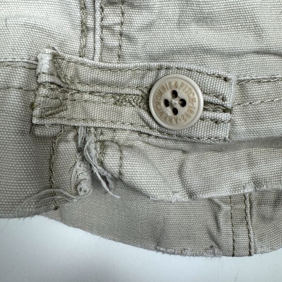 Y2K Abercrombie & Fitch  Khaki Ultra Low Rise  Prep Preppy Cargo Pants, Sz. 2 - Picture 12 of 16